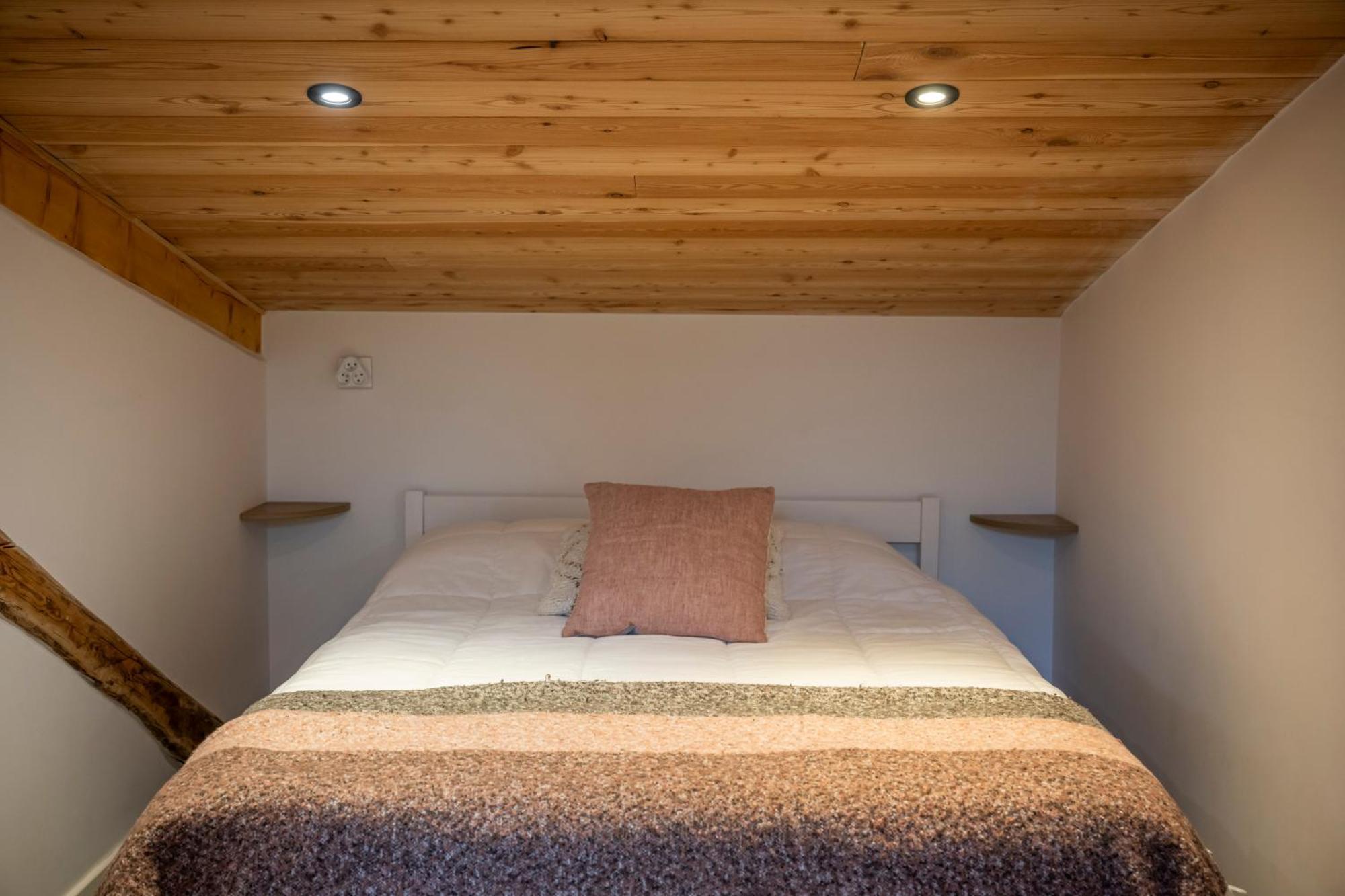 Superbe Loft - Situ Sur La Place Centrale Barcelonnette Eksteriør billede