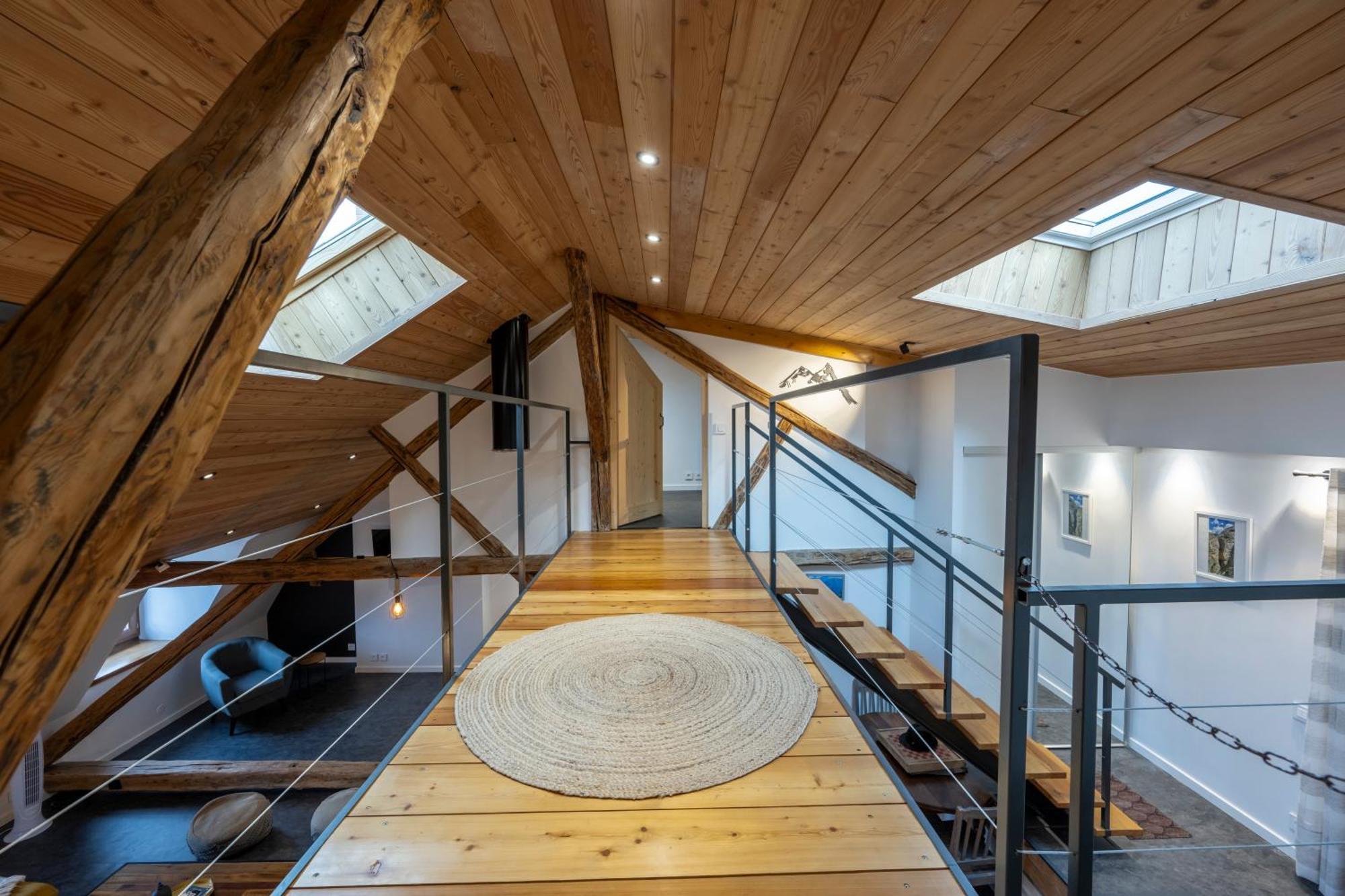 Superbe Loft - Situ Sur La Place Centrale Barcelonnette Eksteriør billede