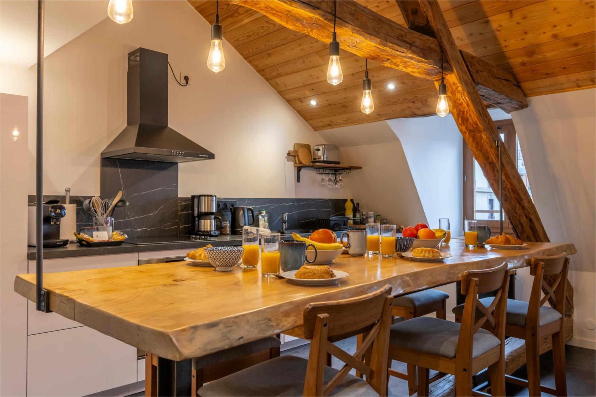 Superbe Loft - Situ Sur La Place Centrale Barcelonnette Eksteriør billede