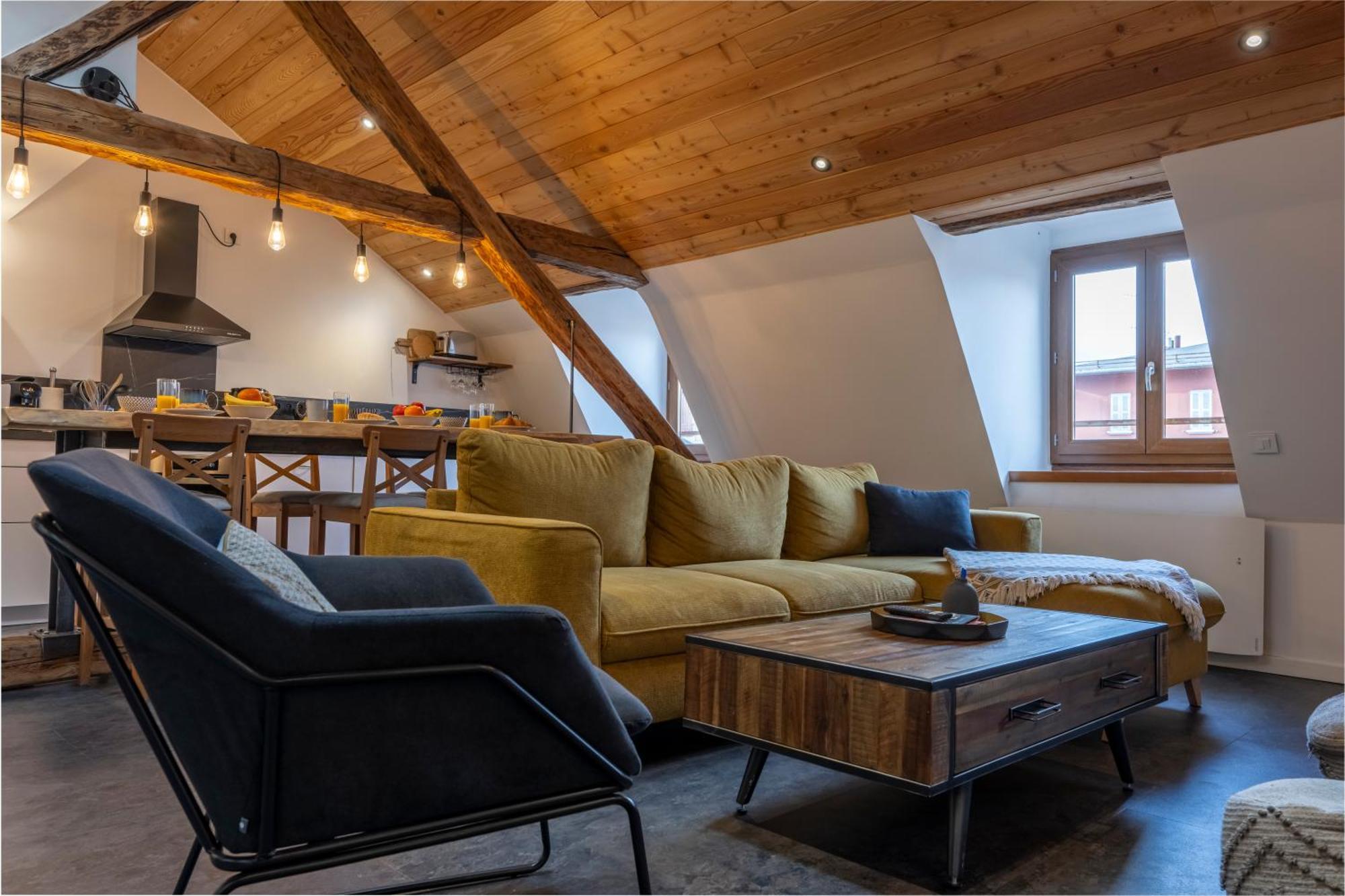 Superbe Loft - Situ Sur La Place Centrale Barcelonnette Eksteriør billede
