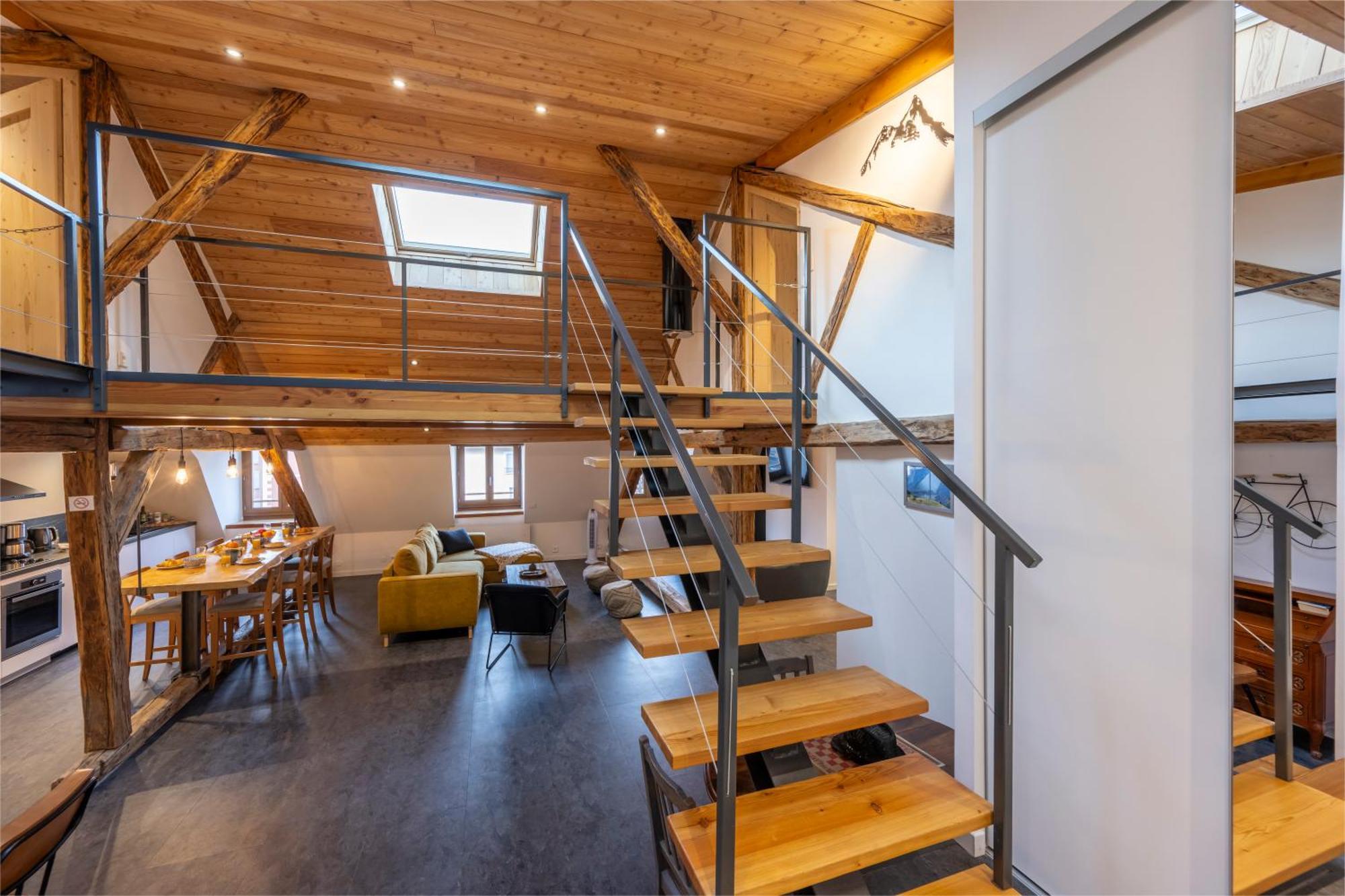 Superbe Loft - Situ Sur La Place Centrale Barcelonnette Eksteriør billede